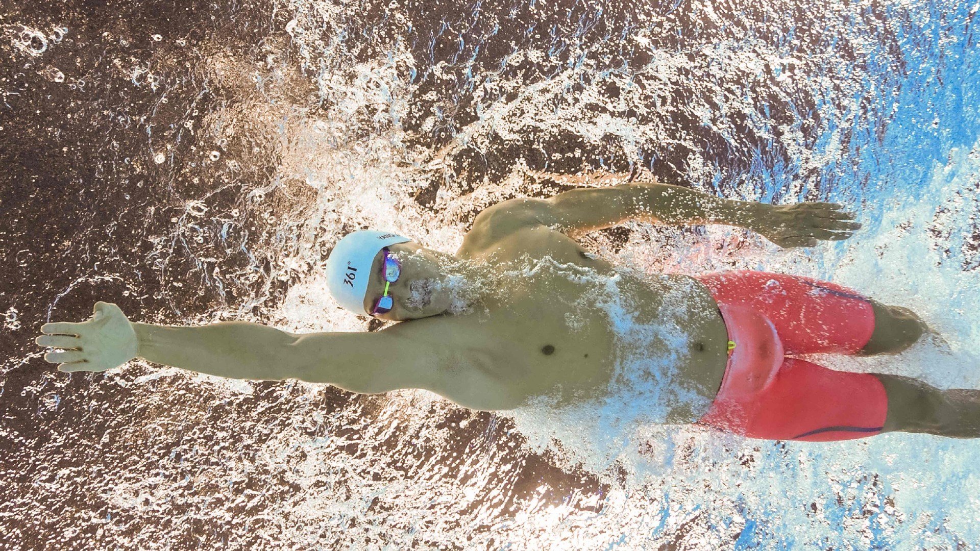 丹·卡特的领导力与球场表现，巩固了全黑队的核心地位，卡特丹宁斯