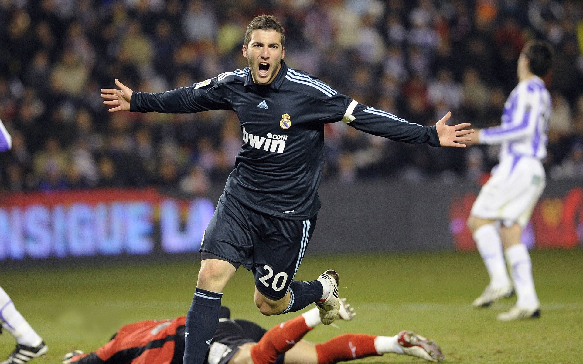 校园体育文化活动对学生心理健康的影响，学校体育对青少年心理方面的影响